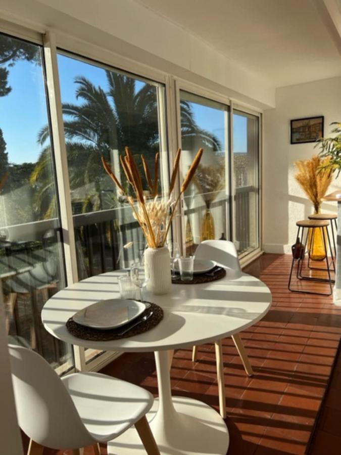 35M With Pool For Couple In Saint Tropez Apartment Exterior photo
